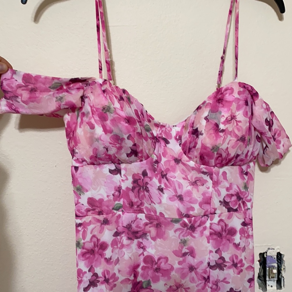 Curvy friendly beautiful pink floral maxi cocktail dress off-shoulder sleeve